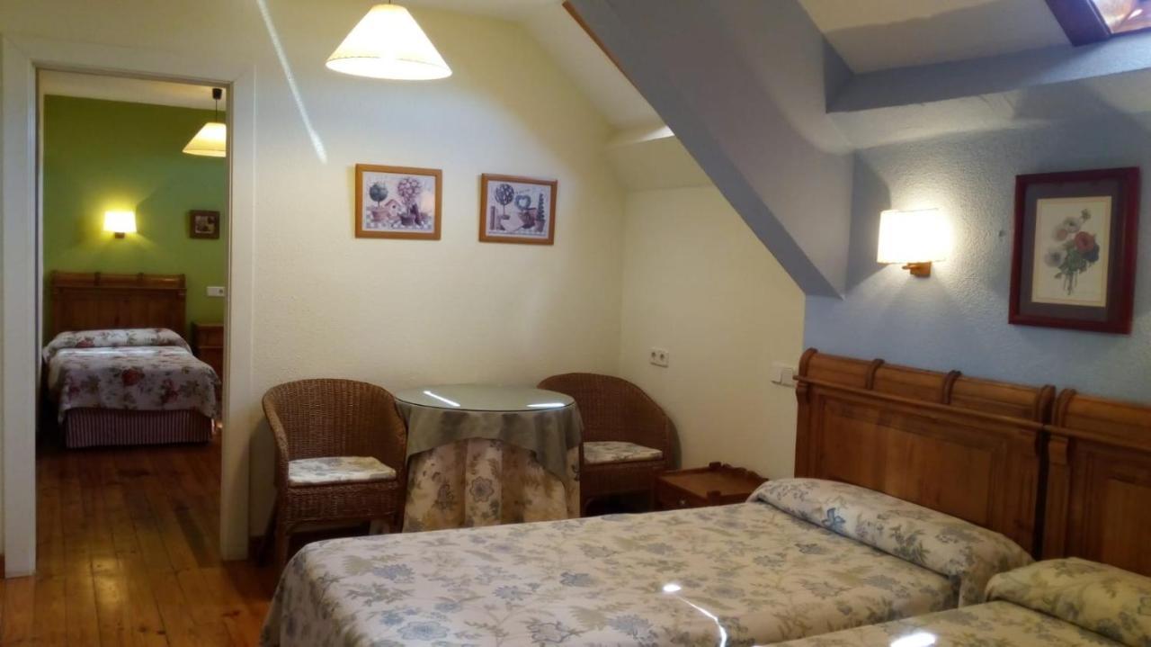 Hostal Casa Sario Jaurrieta エクステリア 写真