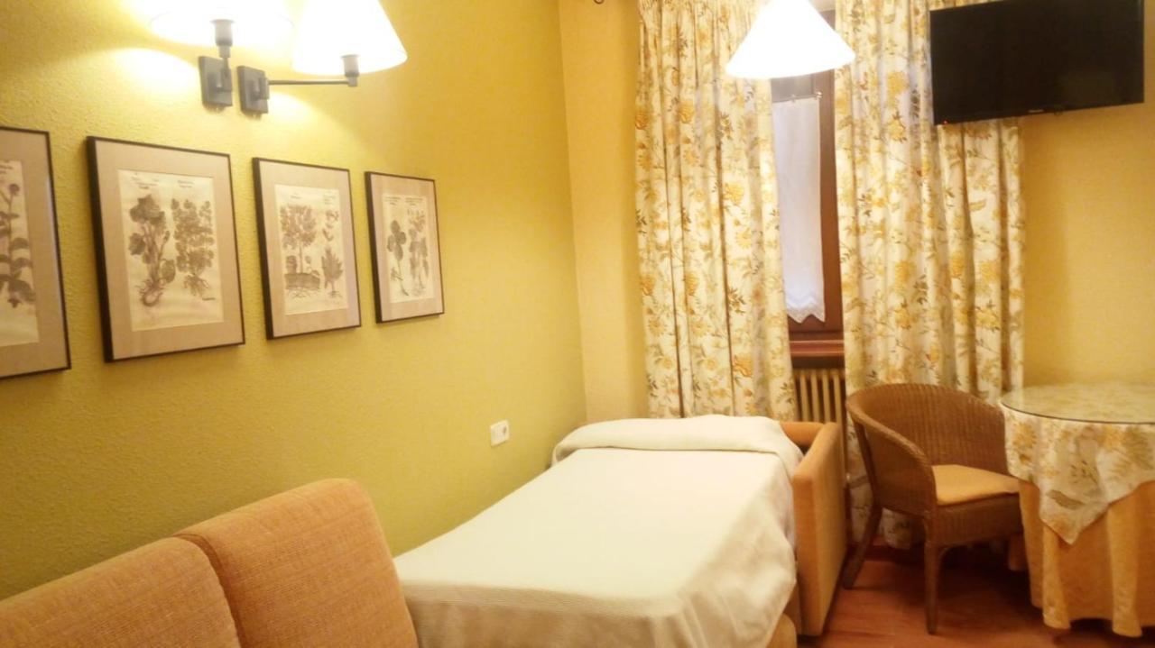 Hostal Casa Sario Jaurrieta エクステリア 写真