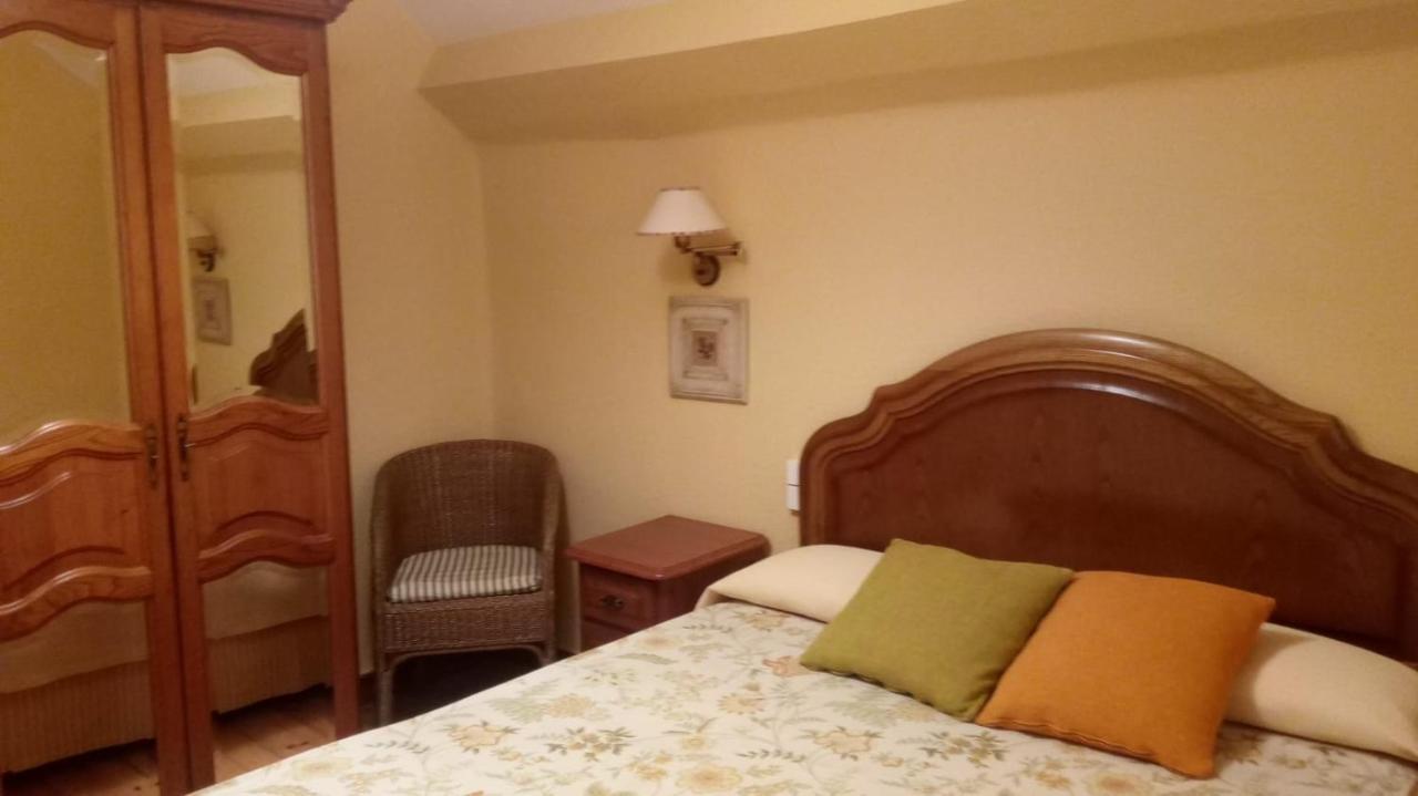 Hostal Casa Sario Jaurrieta エクステリア 写真